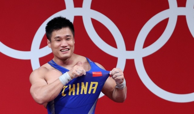 全运会，37岁奥运举重冠军吕小军因伤退赛